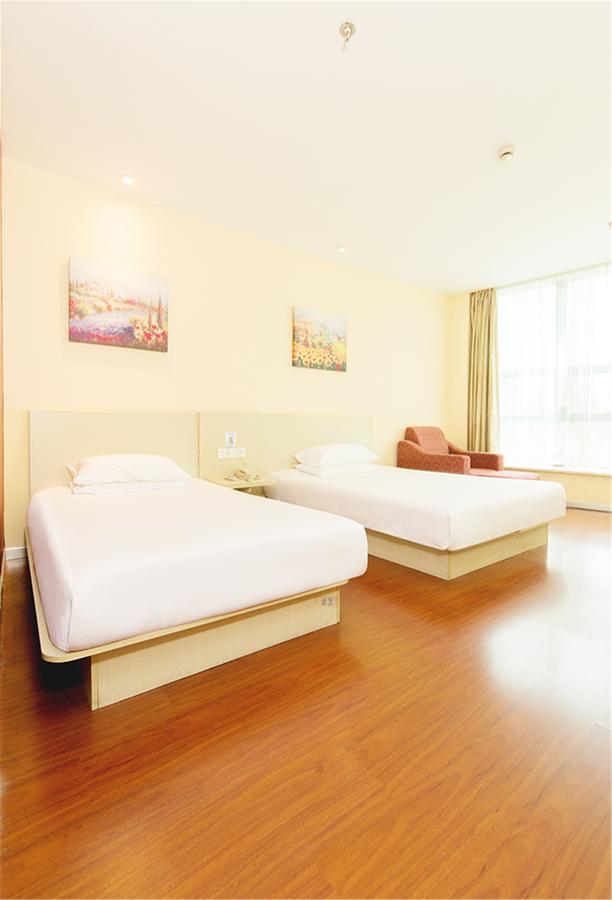 Hanting Express Kunming Yieryi Street Yunnan Normal University Branch Екстериор снимка