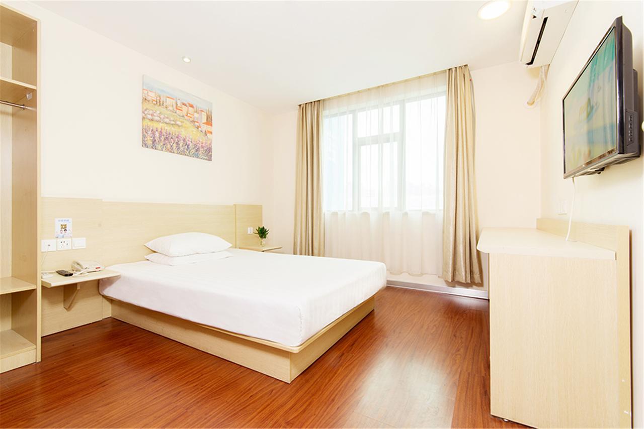 Hanting Express Kunming Yieryi Street Yunnan Normal University Branch Екстериор снимка