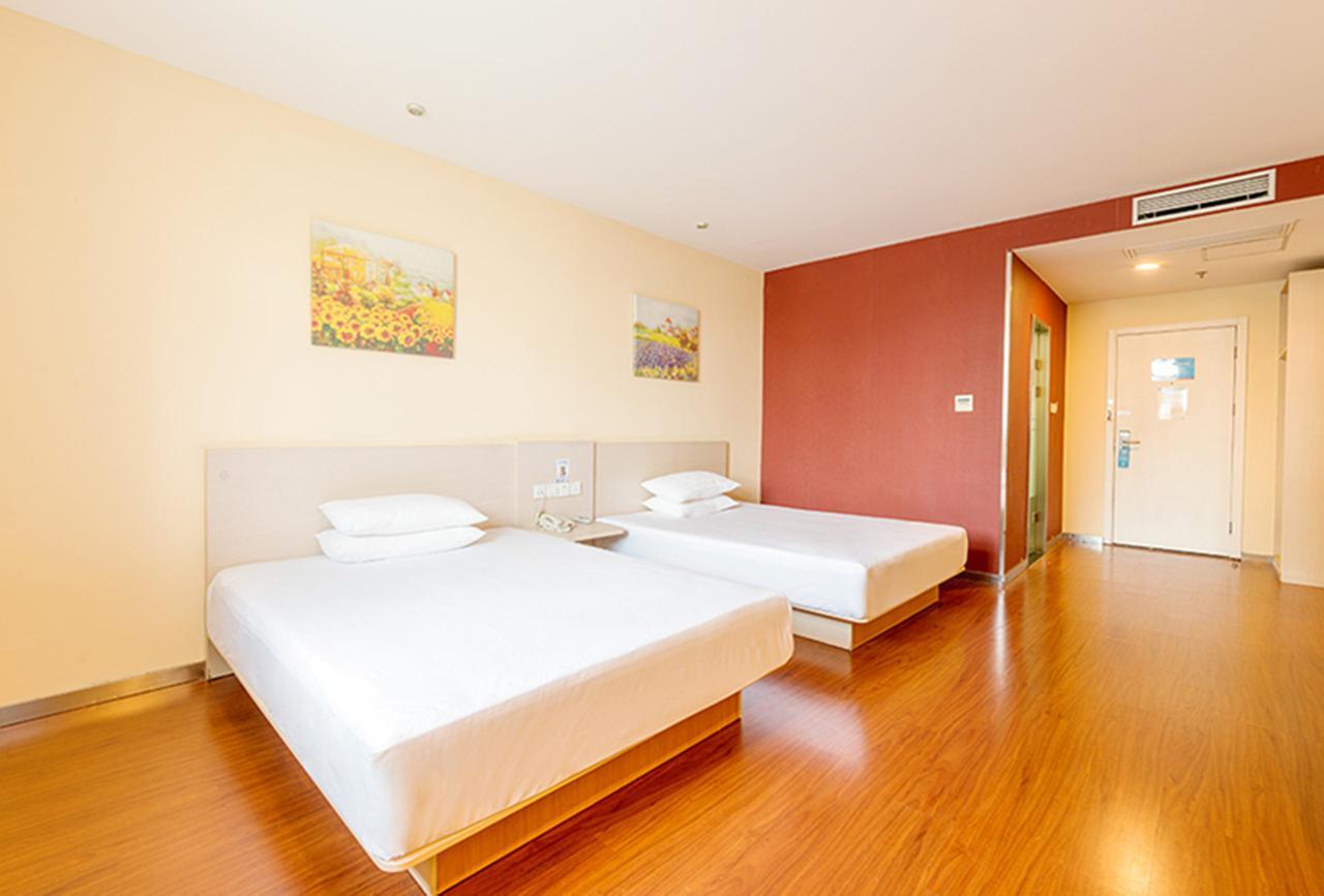 Hanting Express Kunming Yieryi Street Yunnan Normal University Branch Екстериор снимка